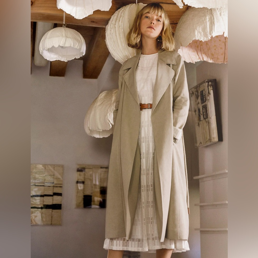 Lafayette 148 Spring 2019 Trench NWOT linen summer light fashion jacket